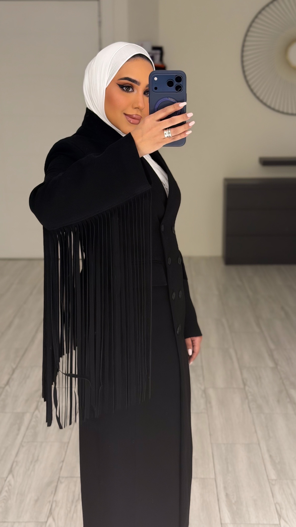 Black hadab blazer - الصورة 3