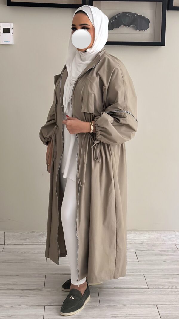 ⁦Sand Trench Coat⁩ - الصورة ⁦2⁩