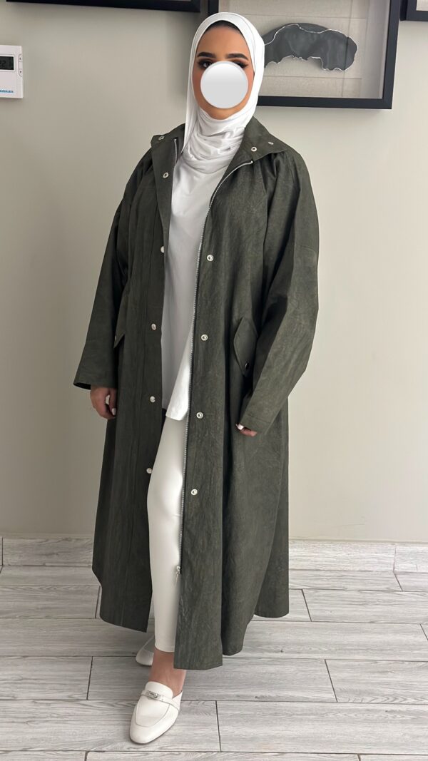 ⁦Olive trench coat⁩ - الصورة ⁦4⁩