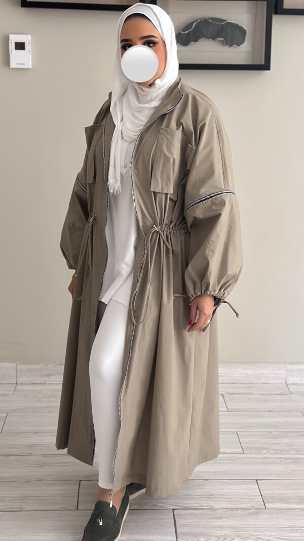 ⁦Sand Trench Coat⁩ - الصورة ⁦4⁩