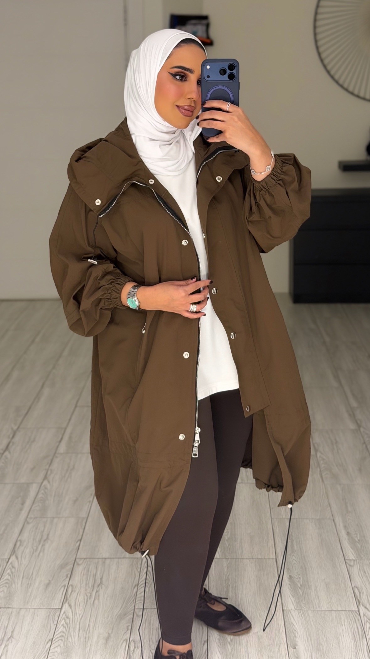 Mocha Trench coat - الصورة 2