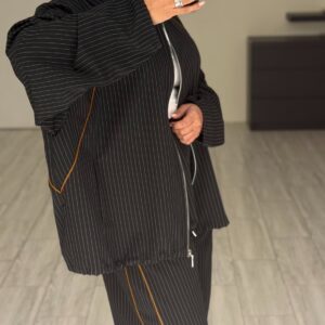 Alternative view of Airport SET - Black