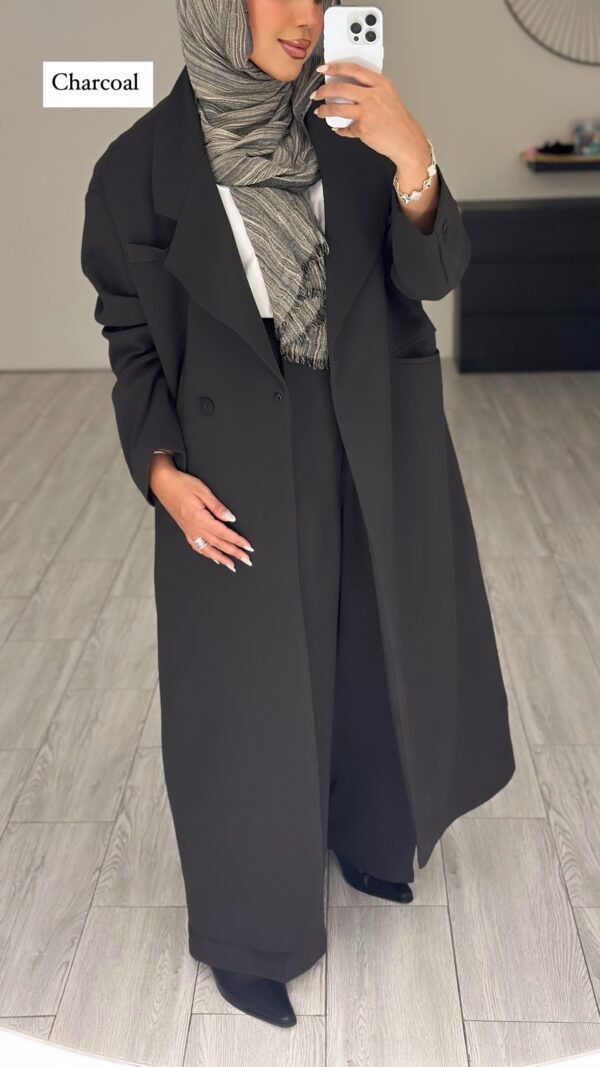 OVERSIZED BLAZER - فقط الجاكيت
