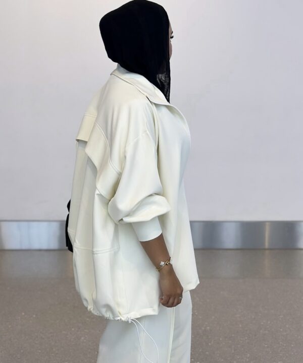 Airport jacket - فقط الجاكيت