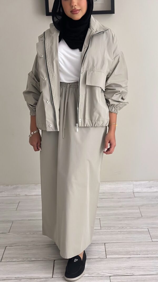 ⁦Skirt-Jacket Set⁩ - الصورة ⁦2⁩