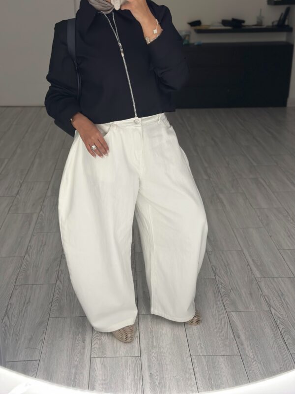 ⁦White Jeans Pant⁩ - الصورة ⁦3⁩