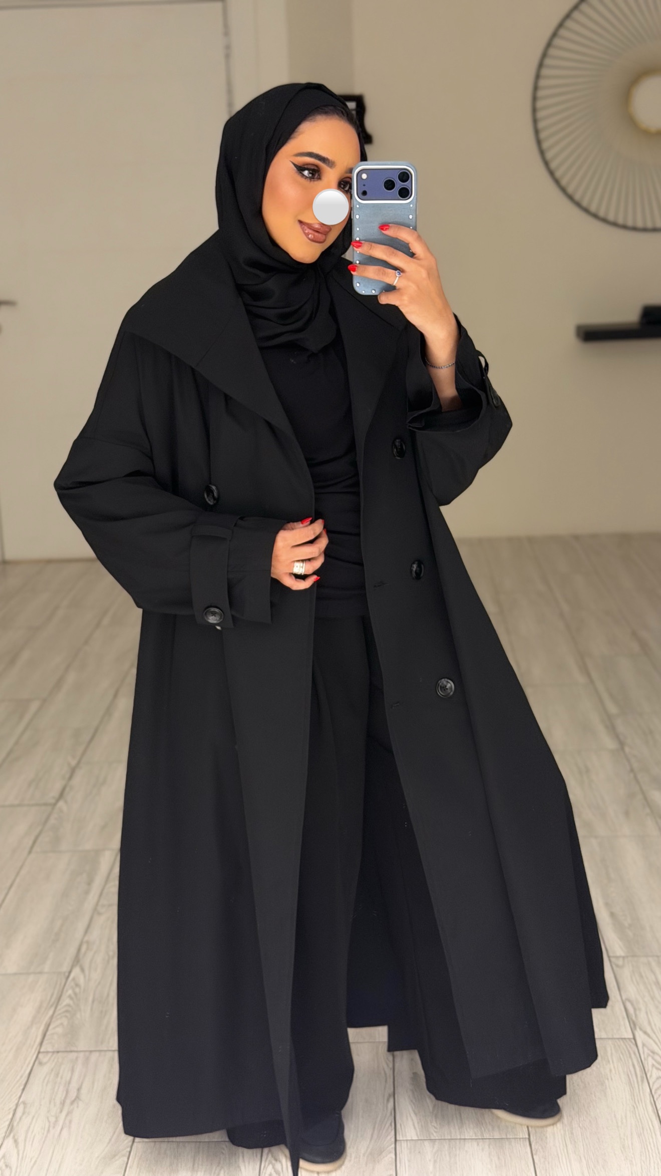 Luna Trench - Black
