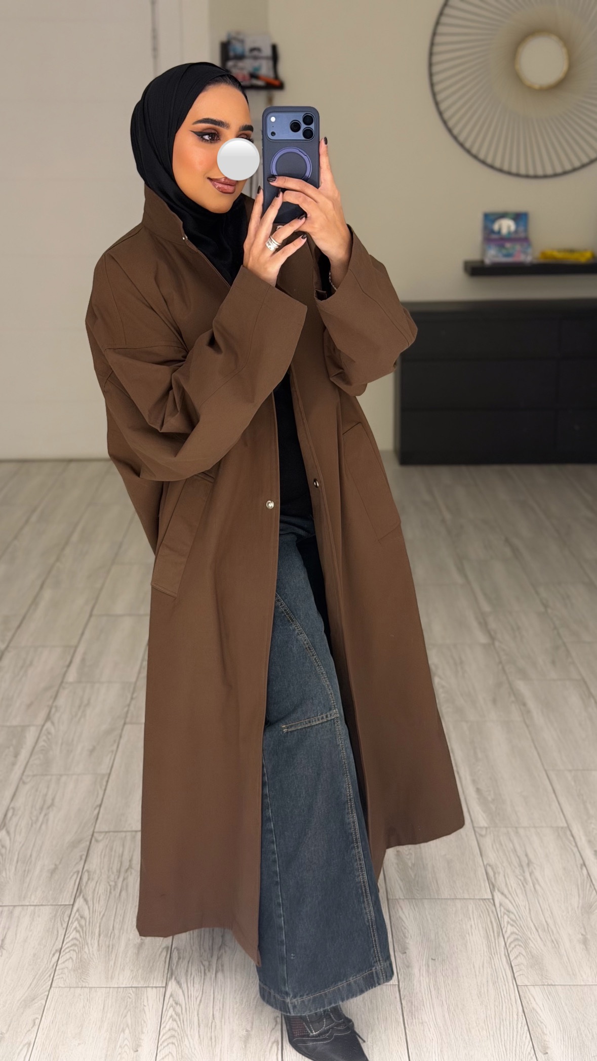Brown Jacket - الصورة 7