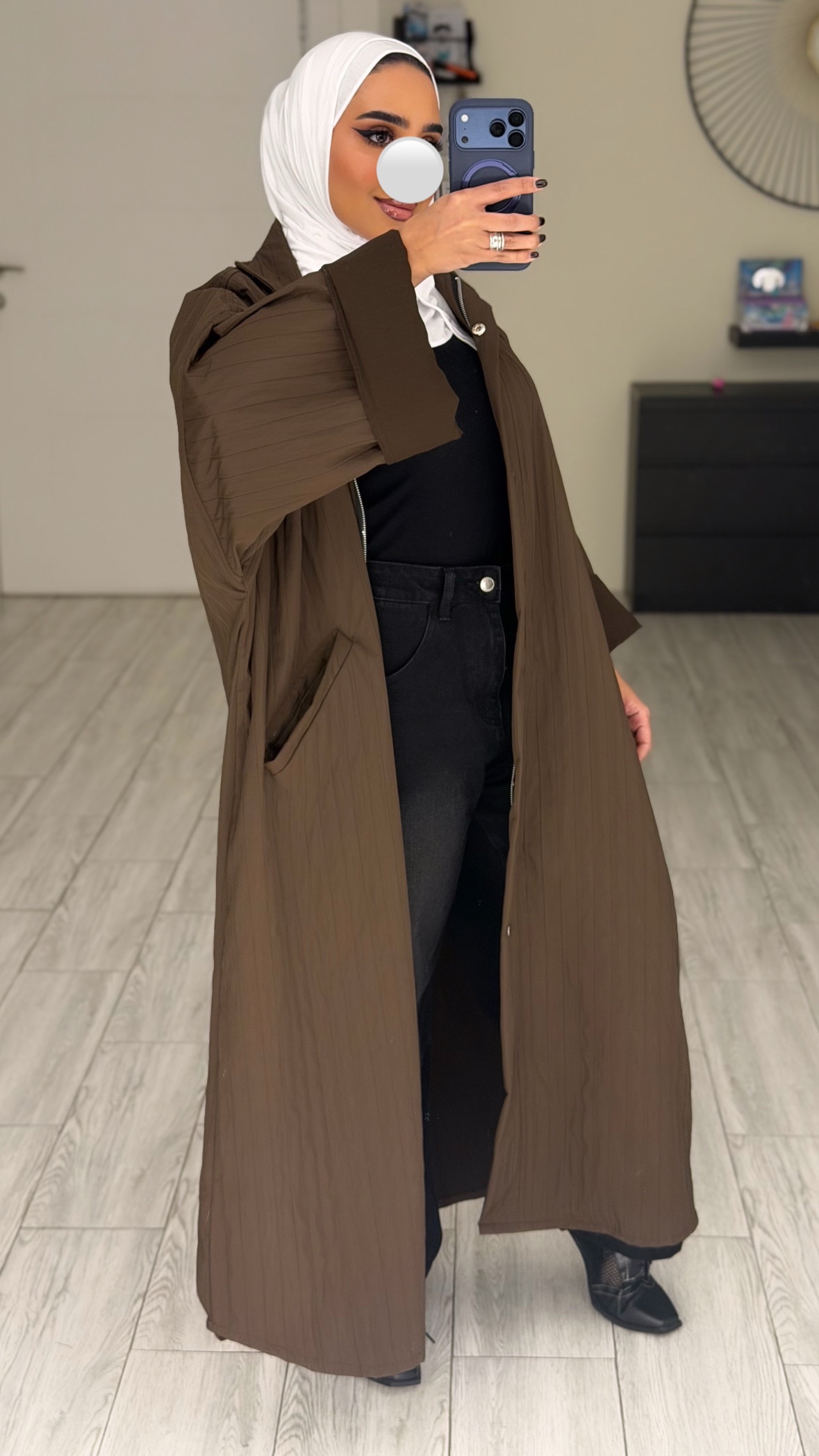 Brown lines trench - الصورة 3