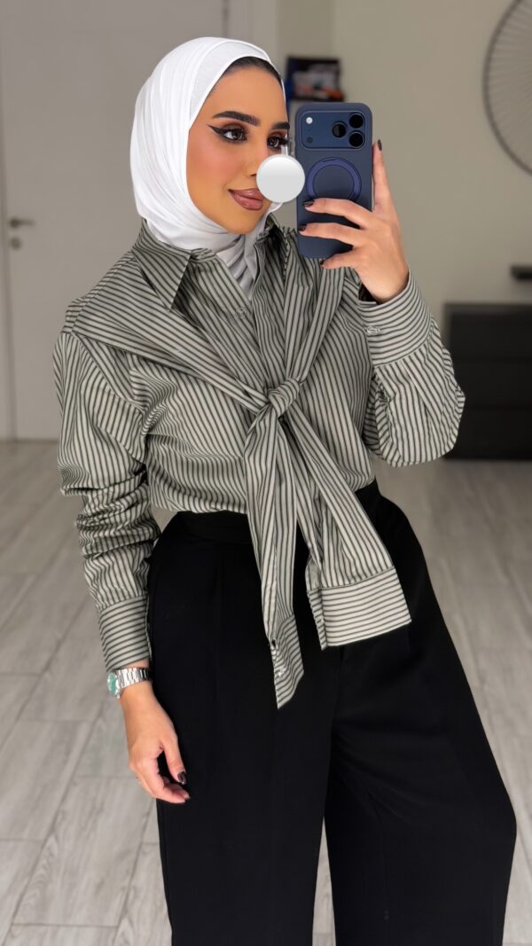 ⁦Double sleeve basic Shirt GreyXBlack⁩ - الصورة ⁦2⁩