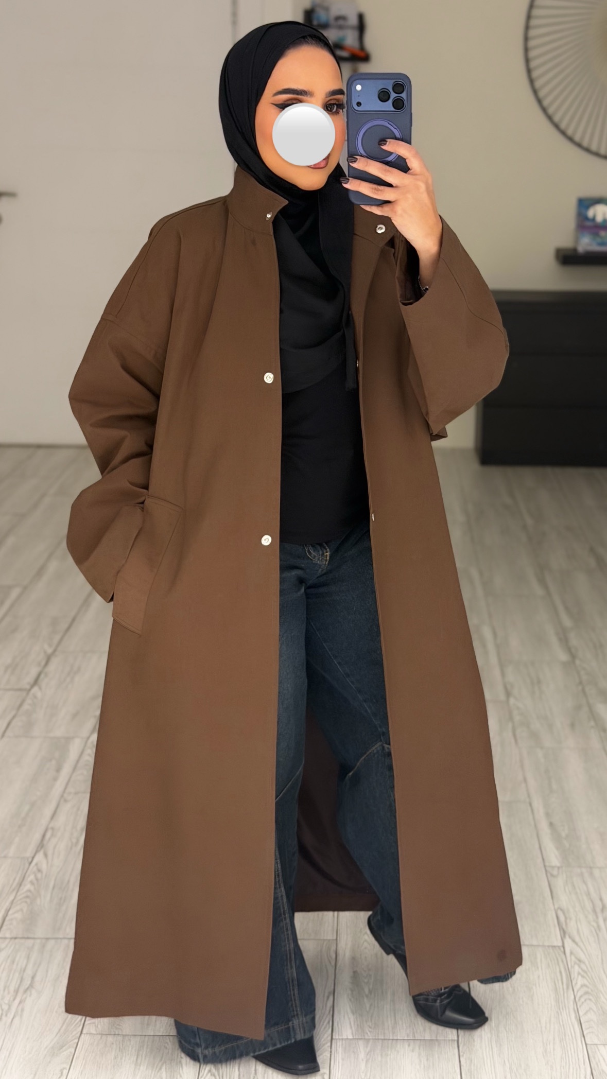 Brown Jacket - الصورة 5