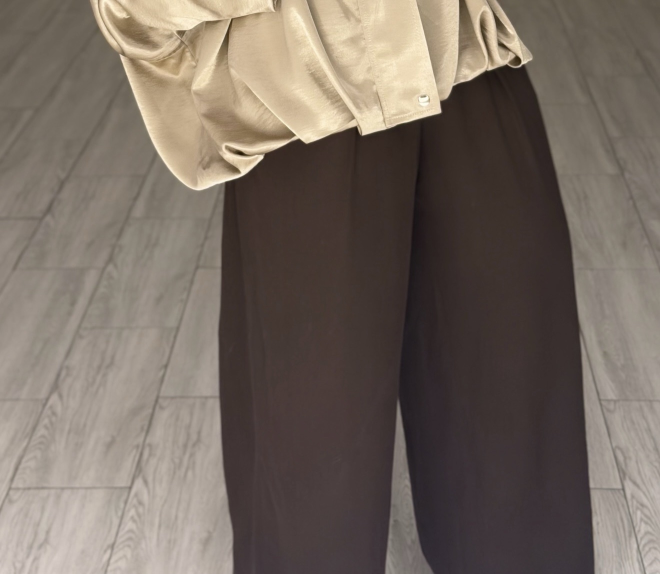 Basic cut pants - الصورة 3