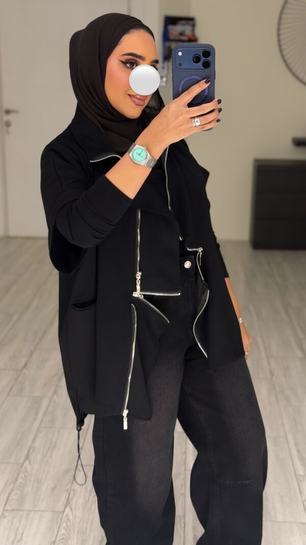 ⁦FreeSize black vest⁩ - الصورة ⁦4⁩
