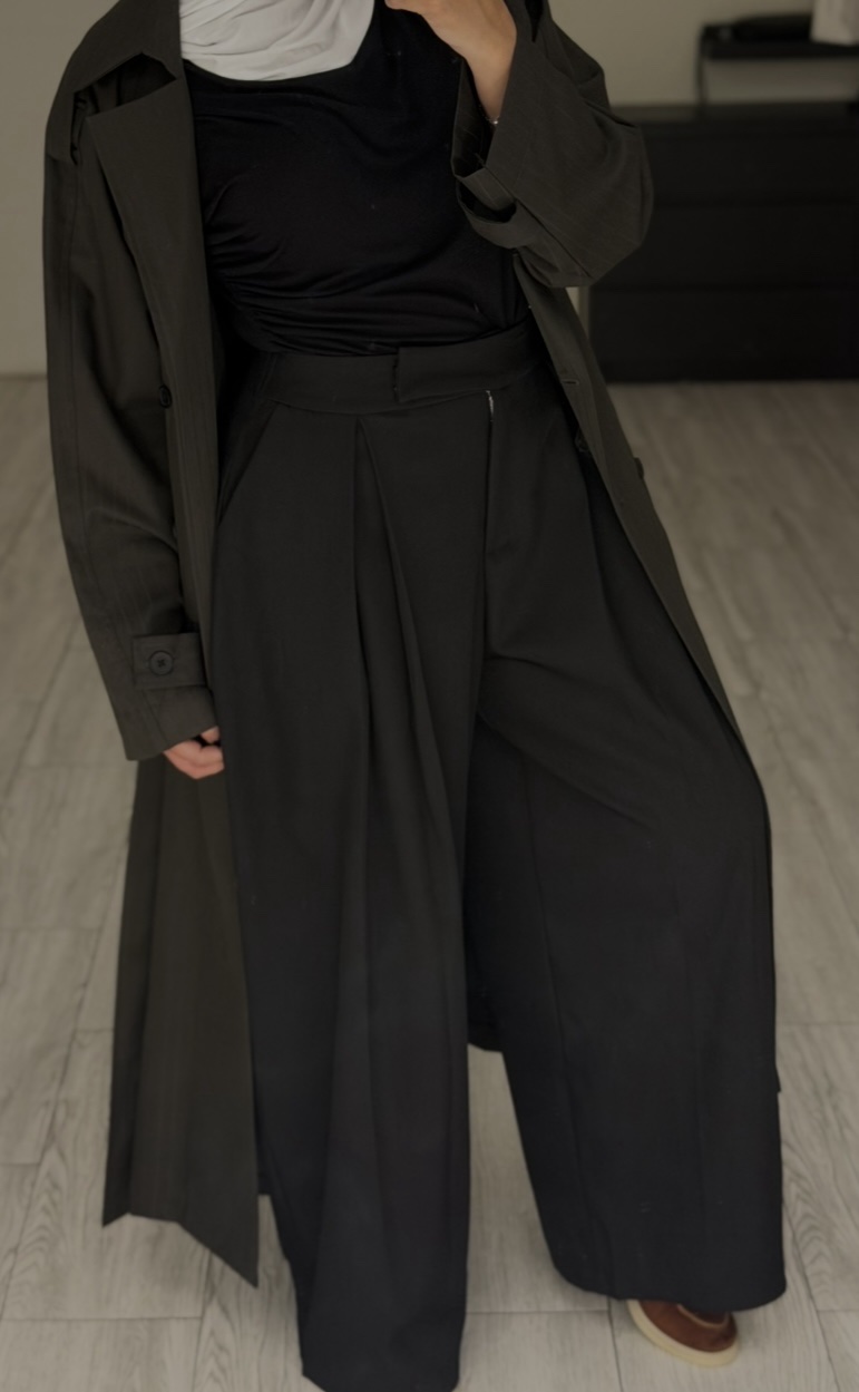 Black pants - الصورة 2