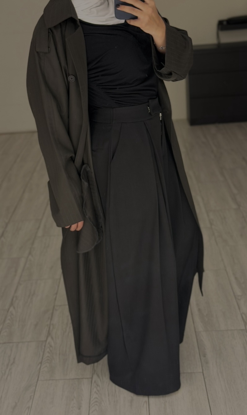 Black pants - الصورة 4