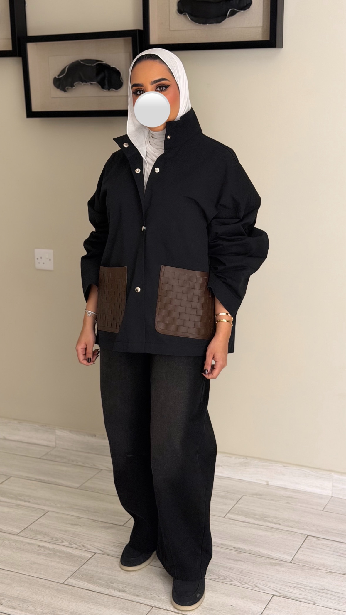 Black jacket - brown leather pockets - الصورة 4