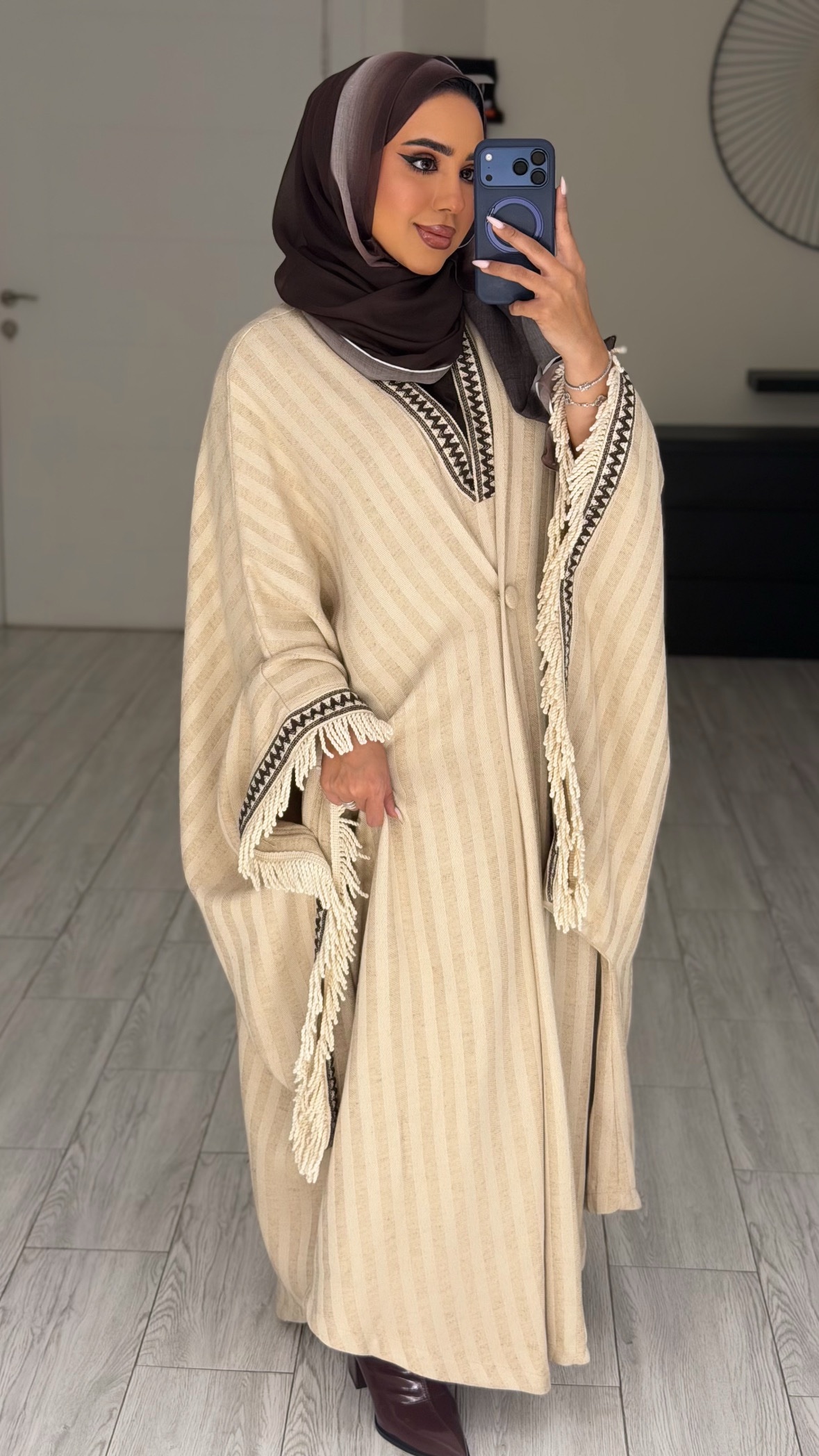 Lines kaftan - Beige - الصورة 4