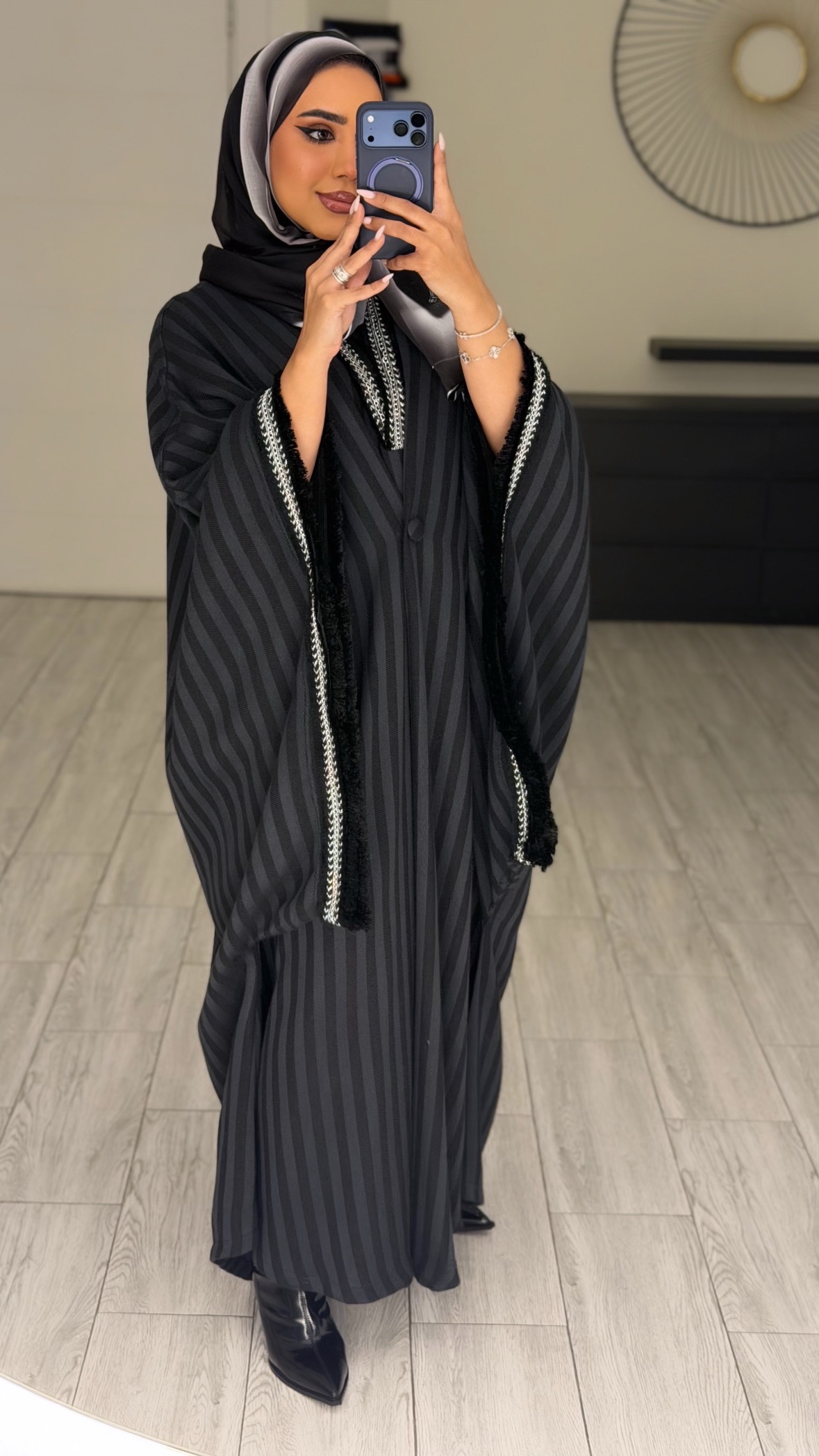 Lines kaftan - black - الصورة 4