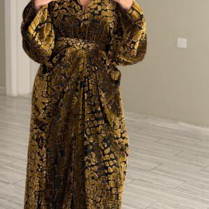 Gold kaftan - wrapping