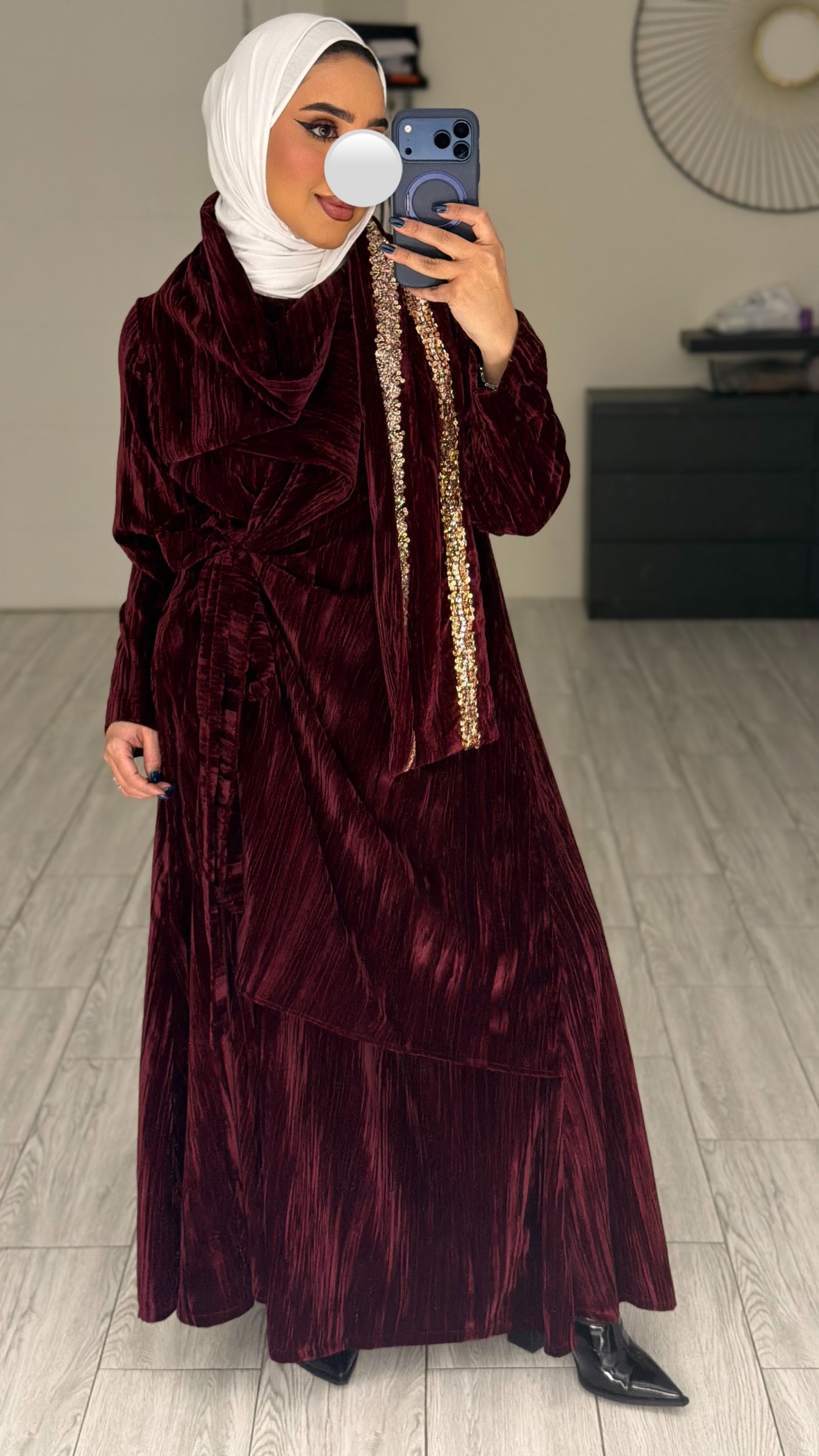 دراعه مخمل كحلي مع شك عالسكارف - الصورة 6
