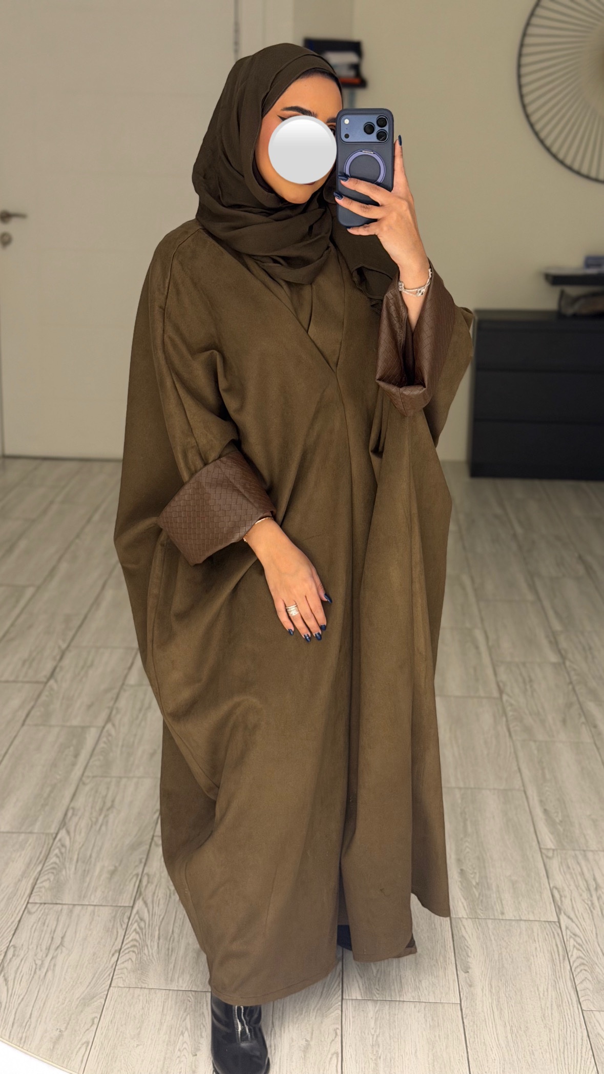 دراعه فري سايز جلد عالايد-زيتي على بني - الصورة 7