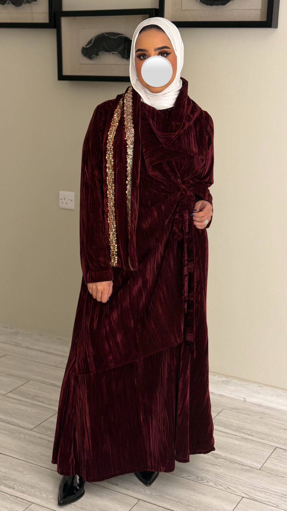 دراعه مخمل كحلي مع شك عالسكارف - الصورة 3