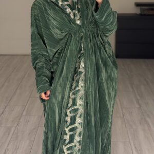 دراعه مخمل باللون الاخضر مع شك