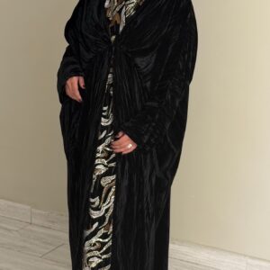 دراعه مخمل باللون الاسود مع شك