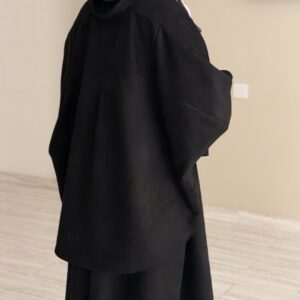 Alternative view of Basic Set - Black