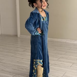 Alternative view of Blue Glitter