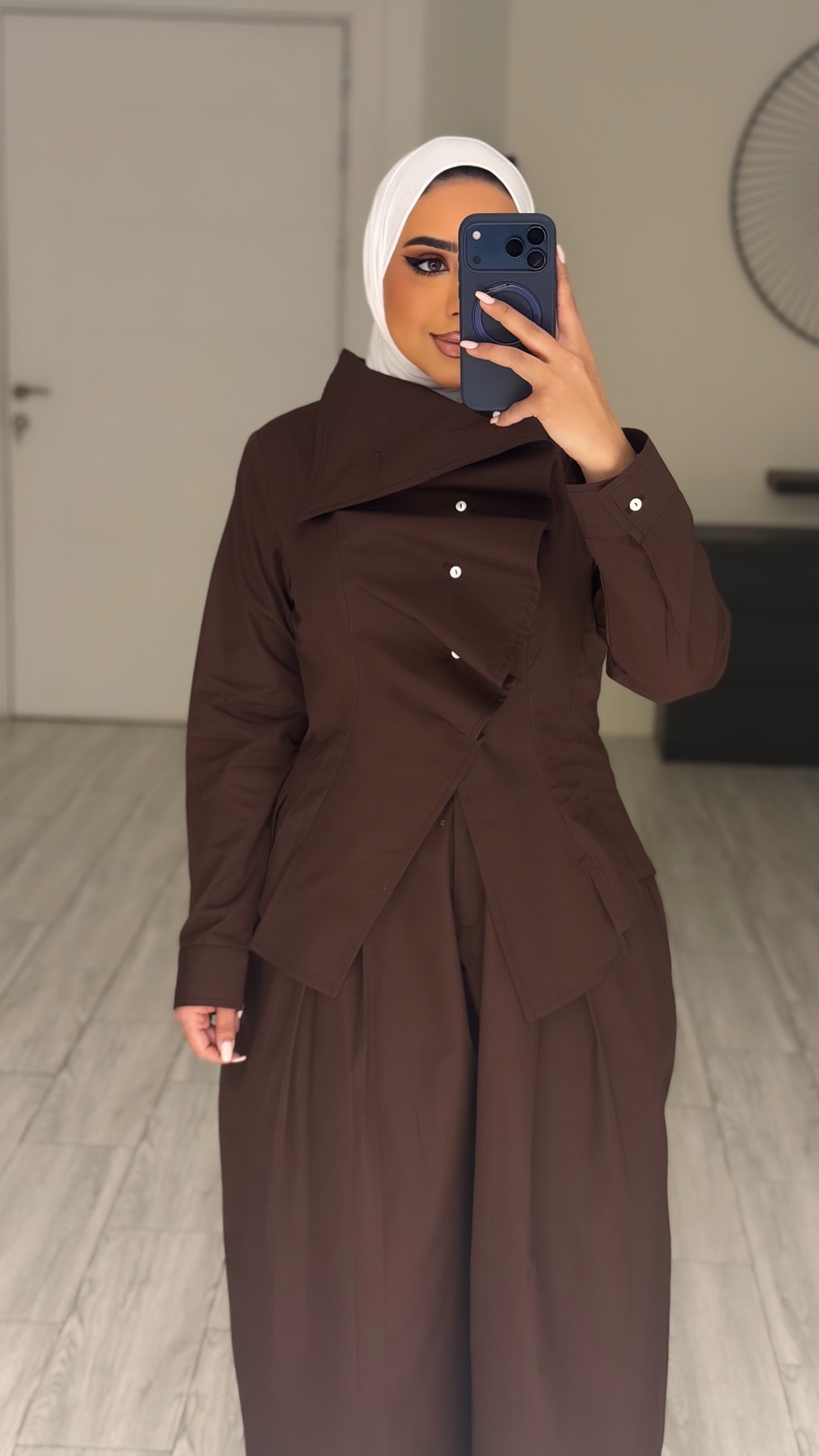 Brown Ruffles Set - الصورة 15