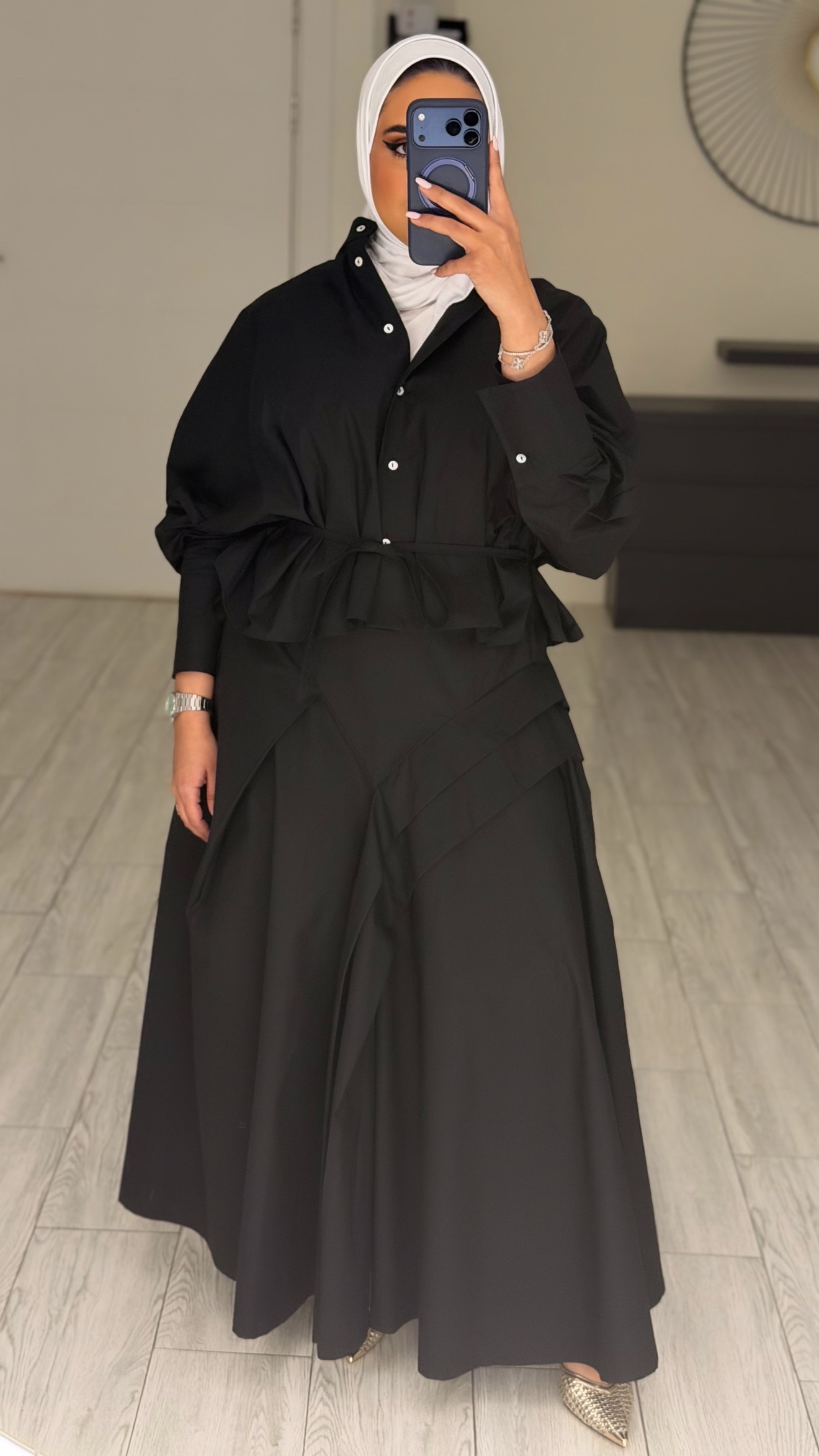 Black Set - الصورة 5