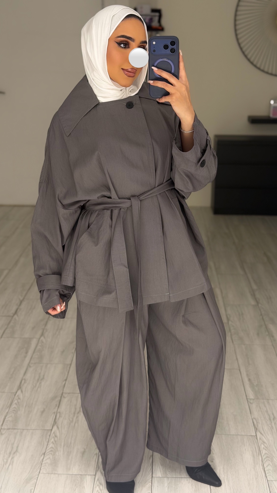 Soft Set - Grey