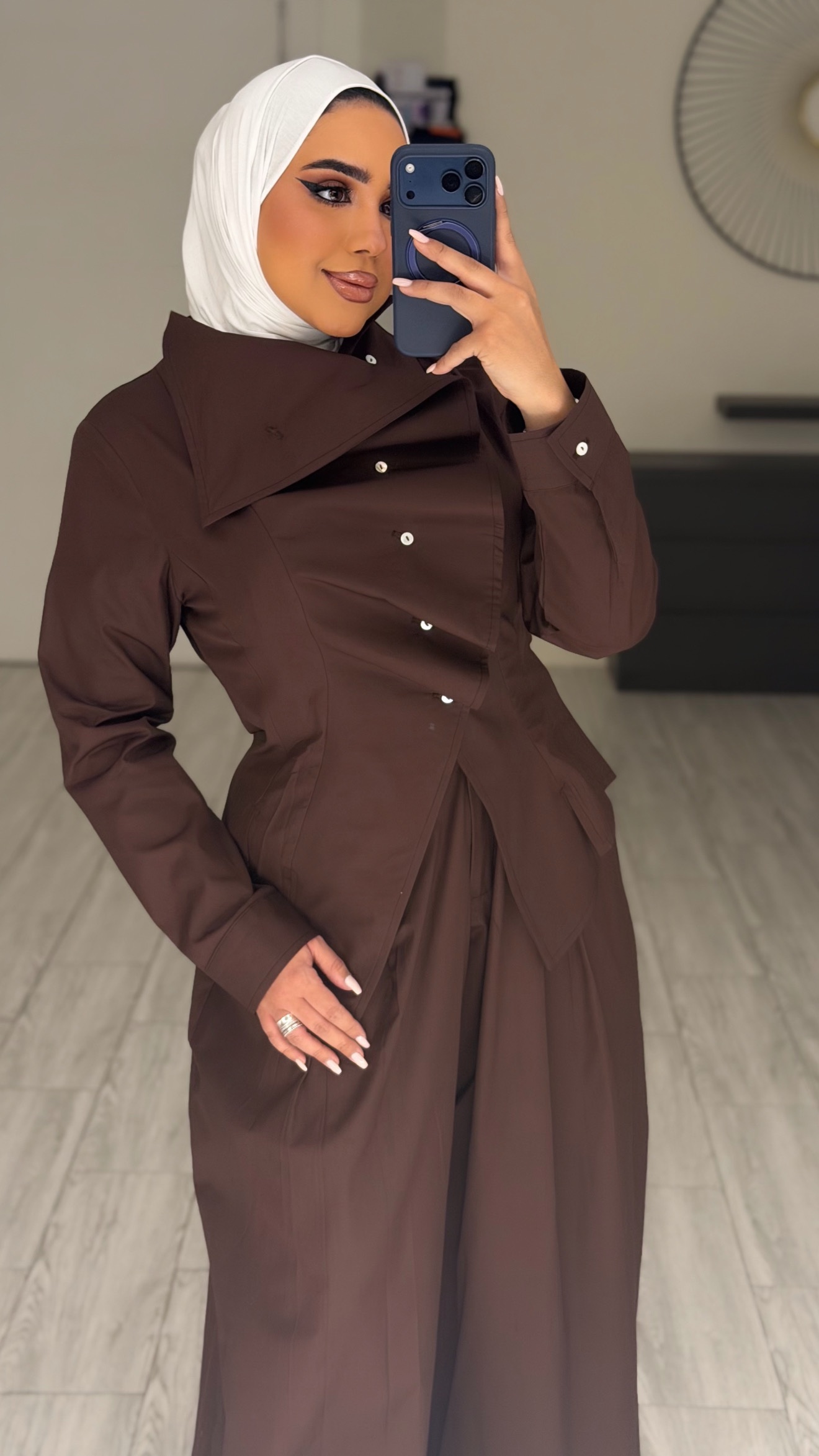 Brown Ruffles Set - الصورة 6