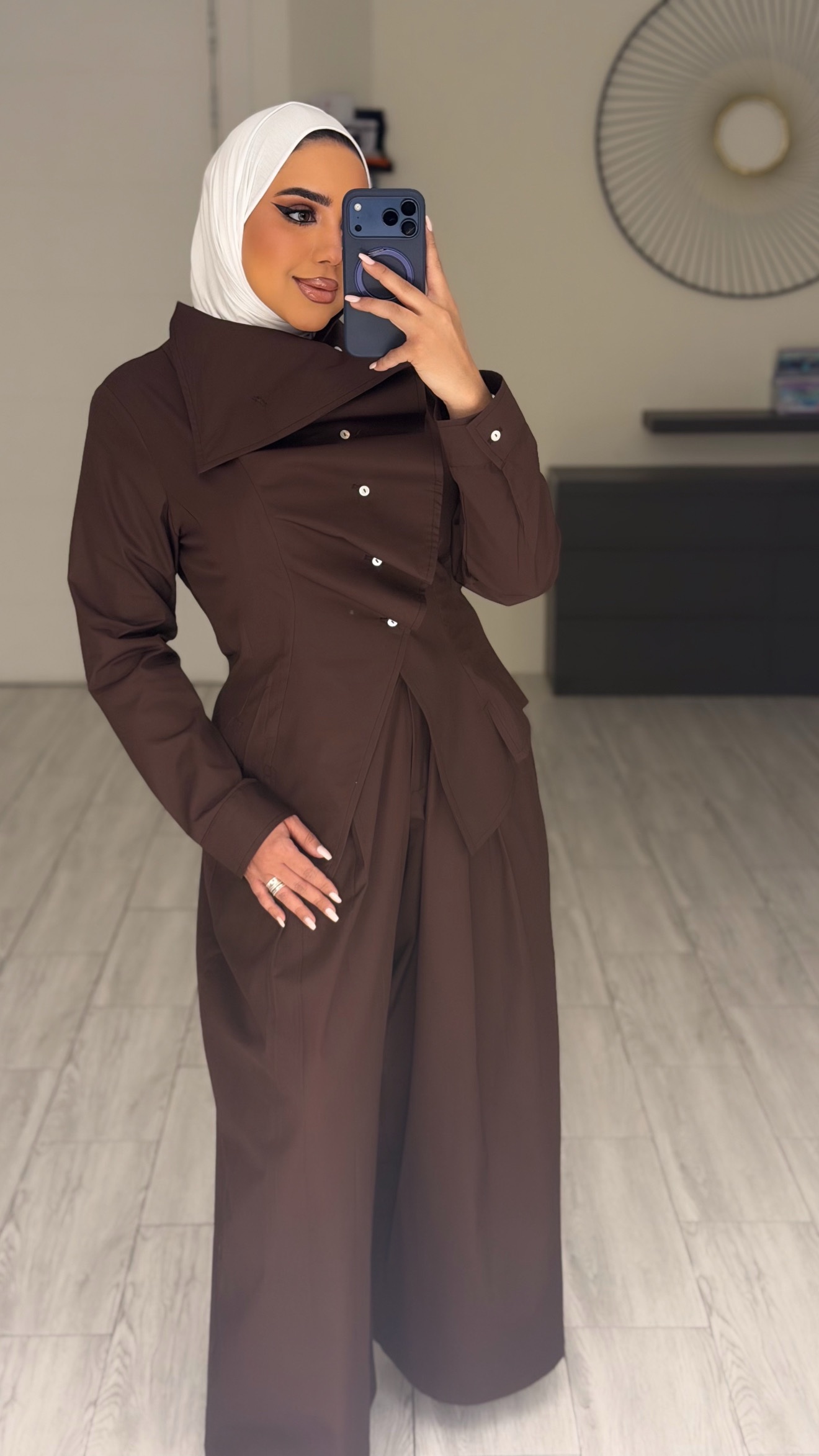 Brown Ruffles Set - الصورة 12