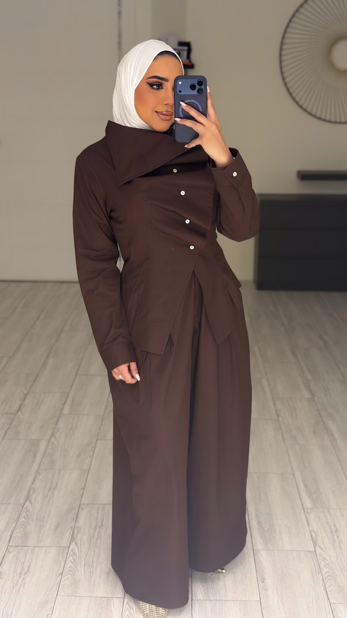 Brown Ruffles Set - الصورة 13