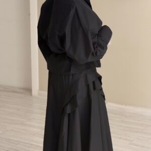 Alternative view of Black Set