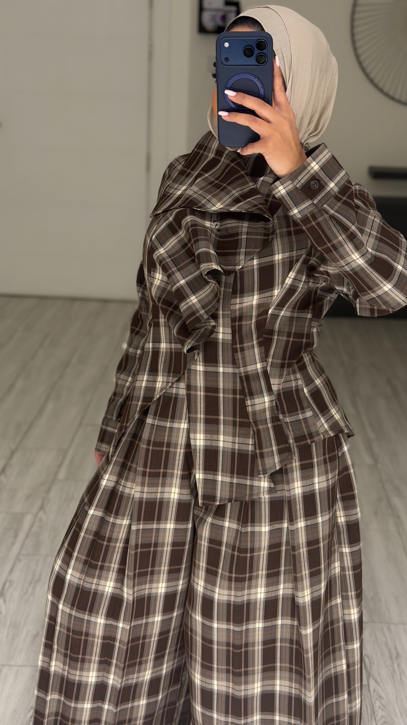 Checked Ruffles Set - الصورة 3