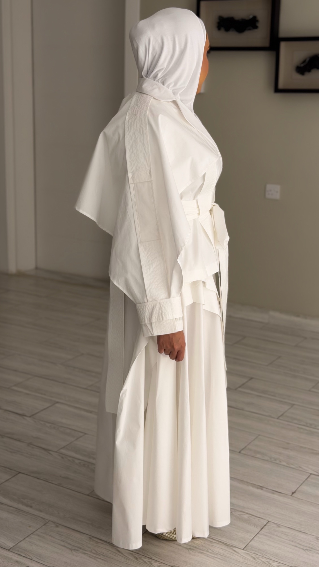 White Set - الصورة 2