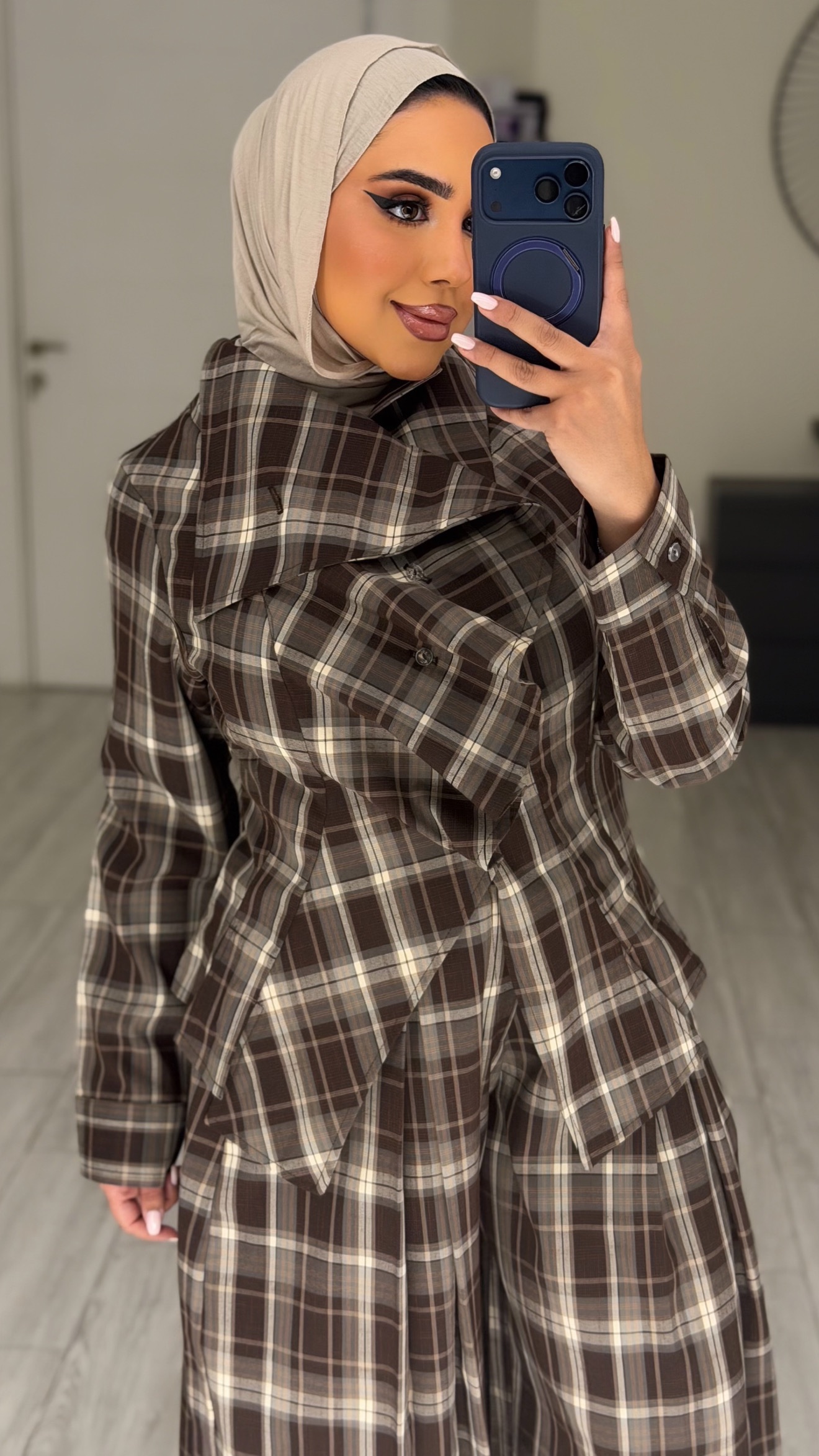 Checked Ruffles Set - الصورة 5