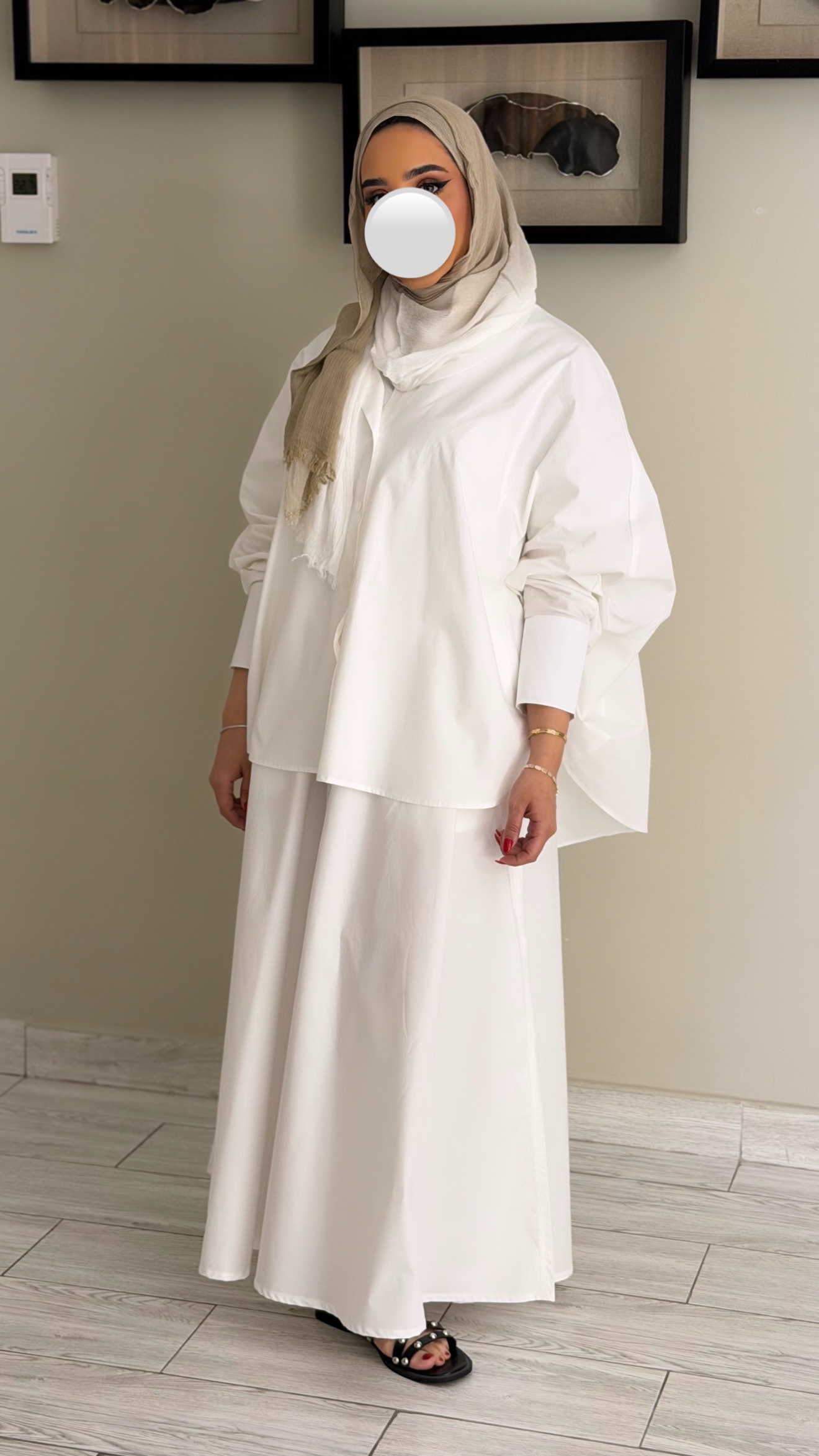 White Set - الصورة 4