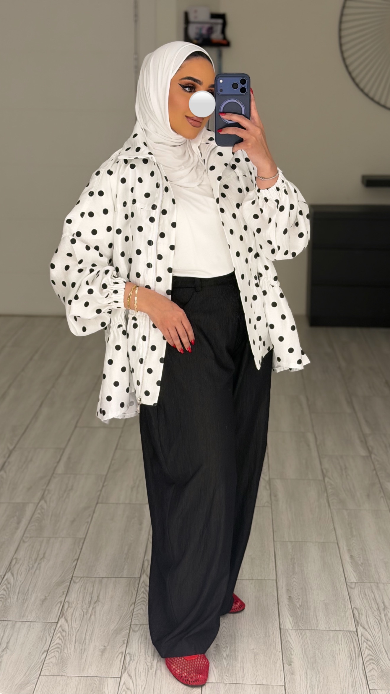Polka dots jacket - الصورة 7