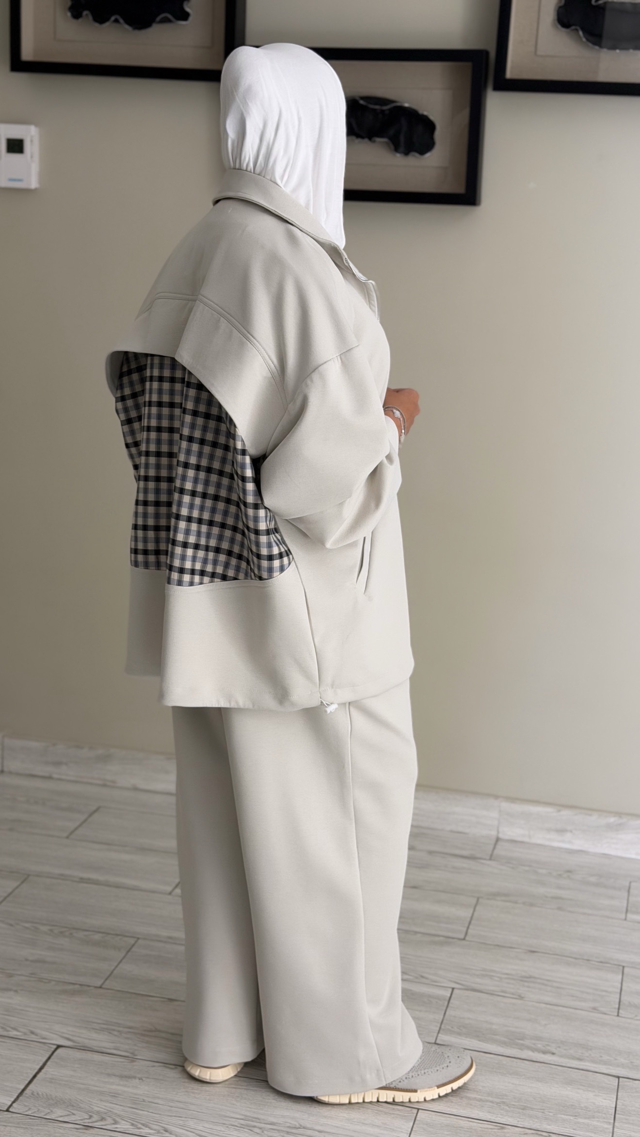 Casual Training- Light Grey - الصورة 3