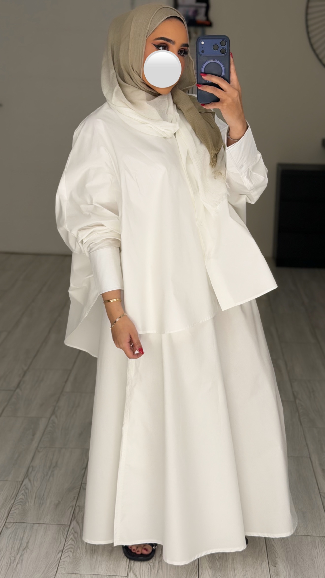 White Set - الصورة 5