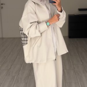 Alternative view of Casual Training- Light Grey