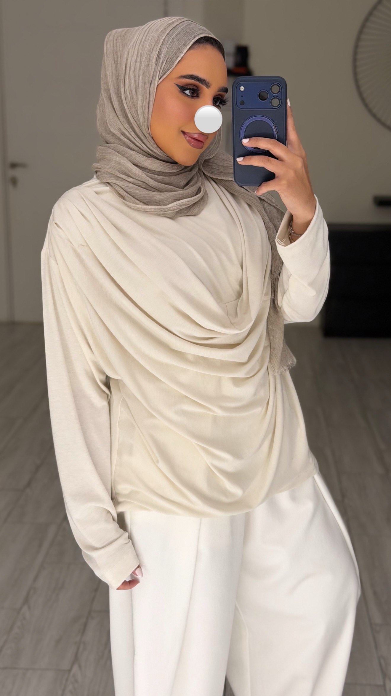 Layers Shirt - الصورة 5