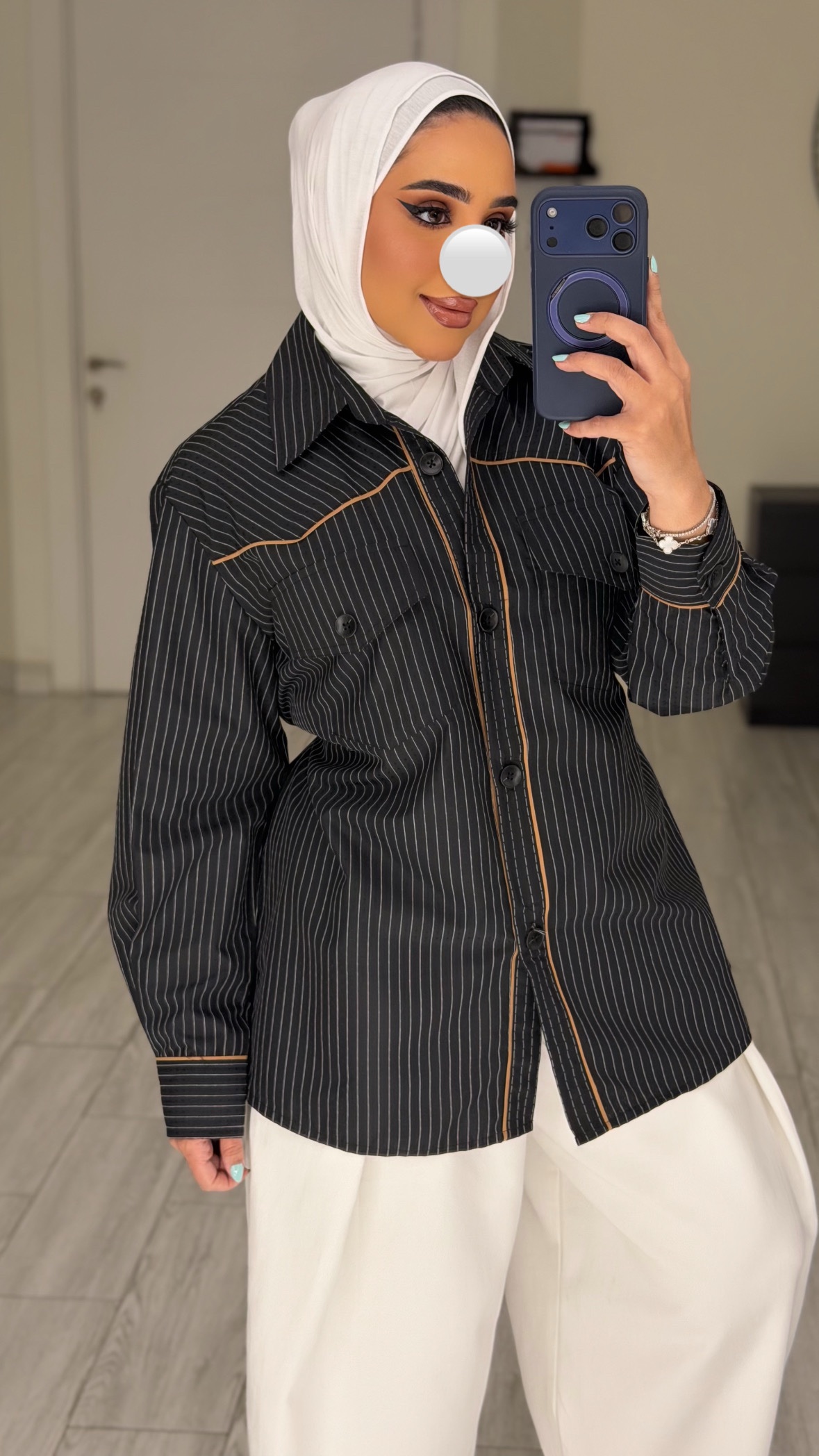 Stripped Shirt -BlackXWhite - الصورة 6