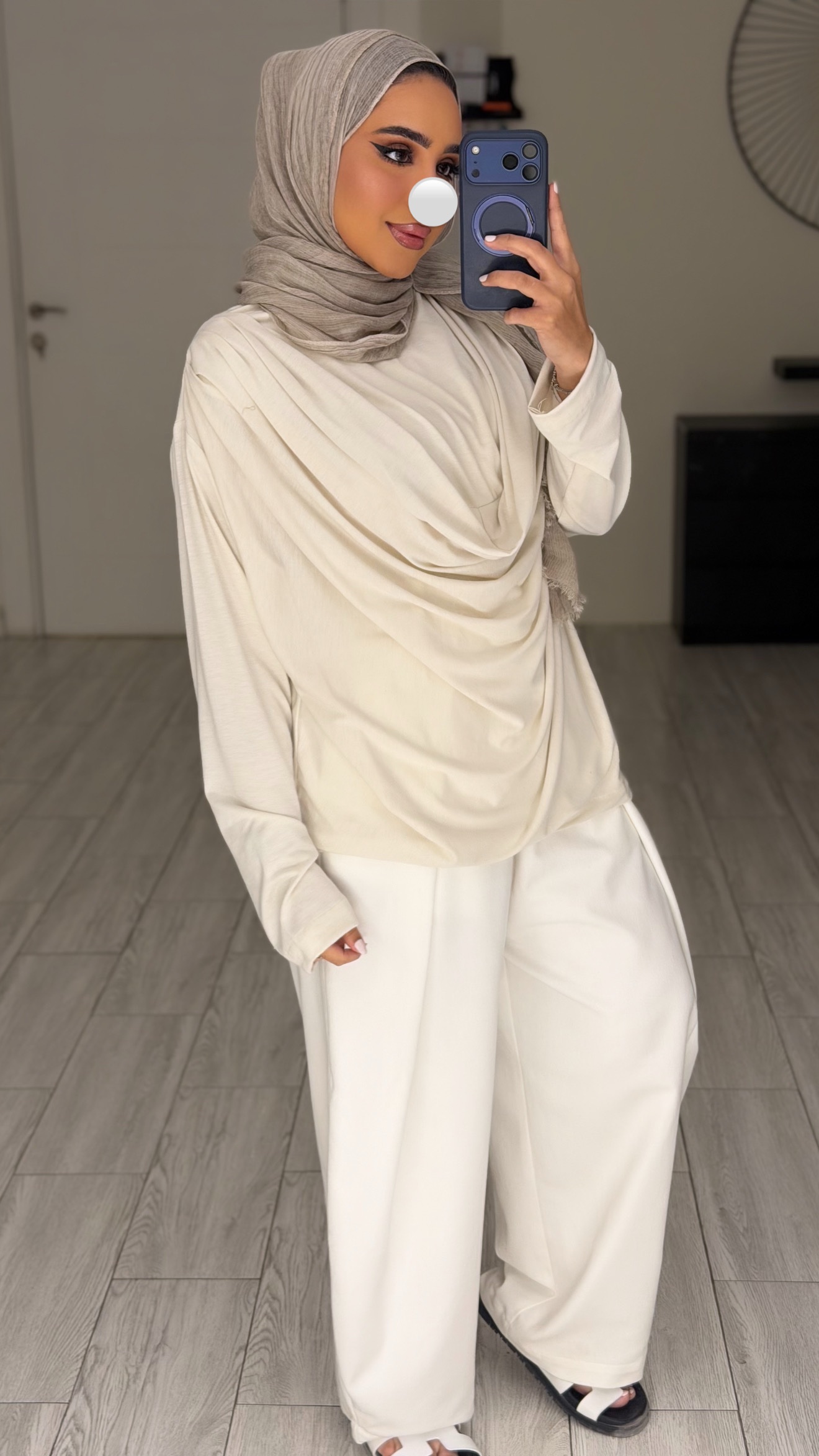 Layers Shirt - الصورة 2