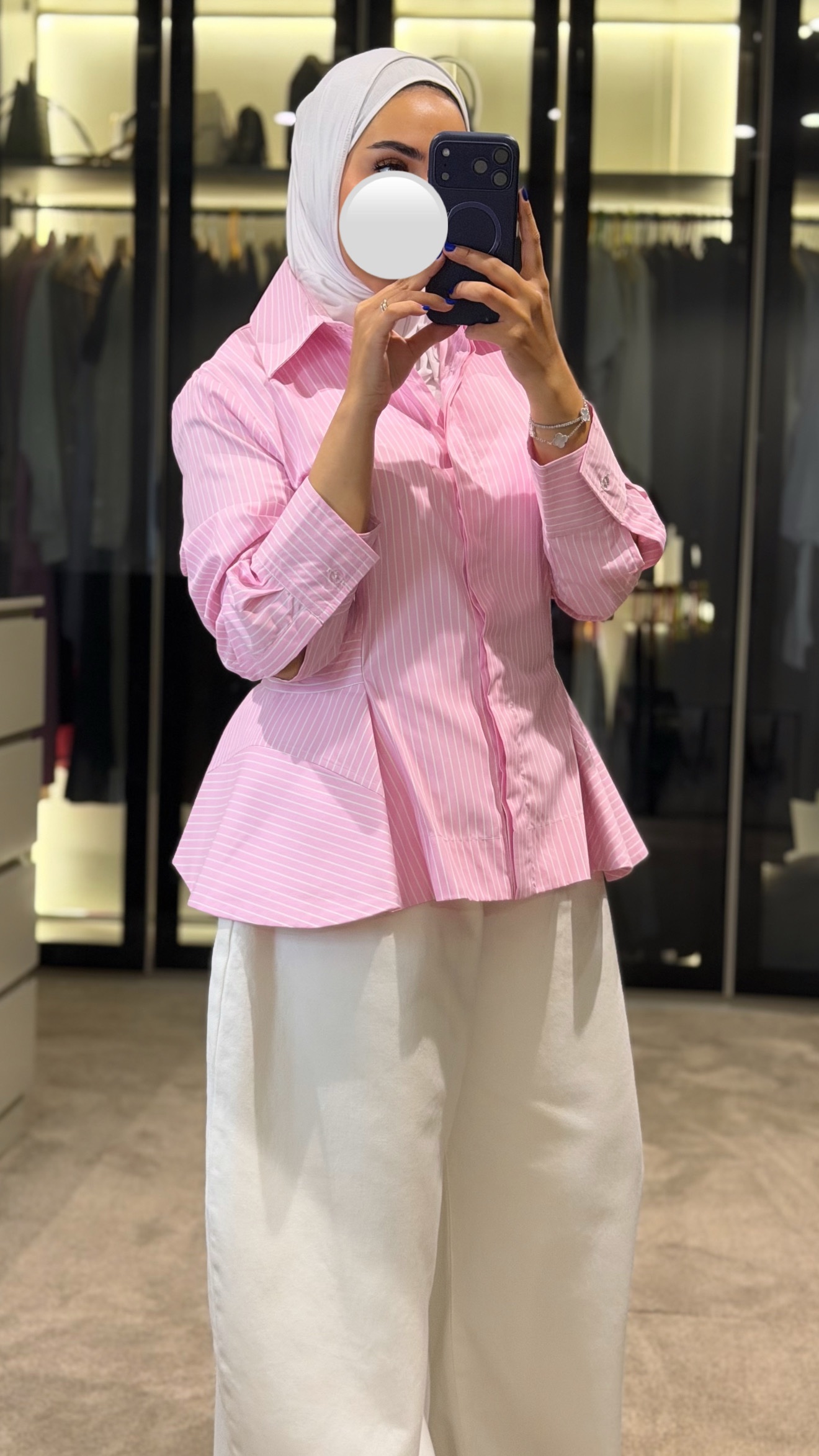 Striped shirt - الصورة 5