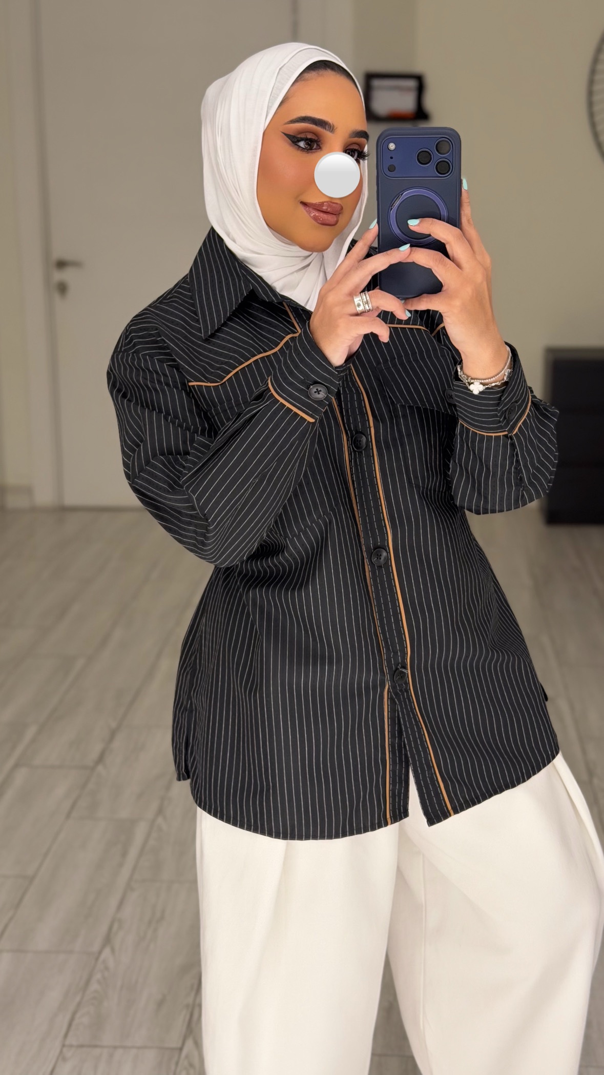 Stripped Shirt -BlackXWhite - الصورة 3